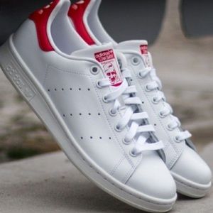 Red Stan Smiths